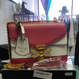 Cross body bags